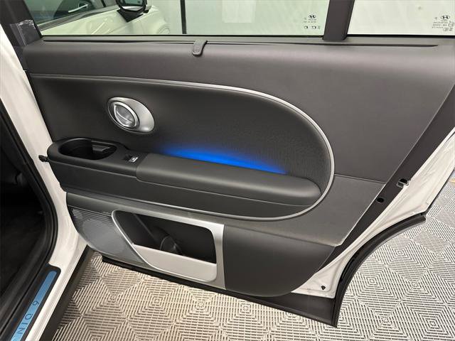 New 2026 Hyundai Ioniq 9 Calligraphy image 18