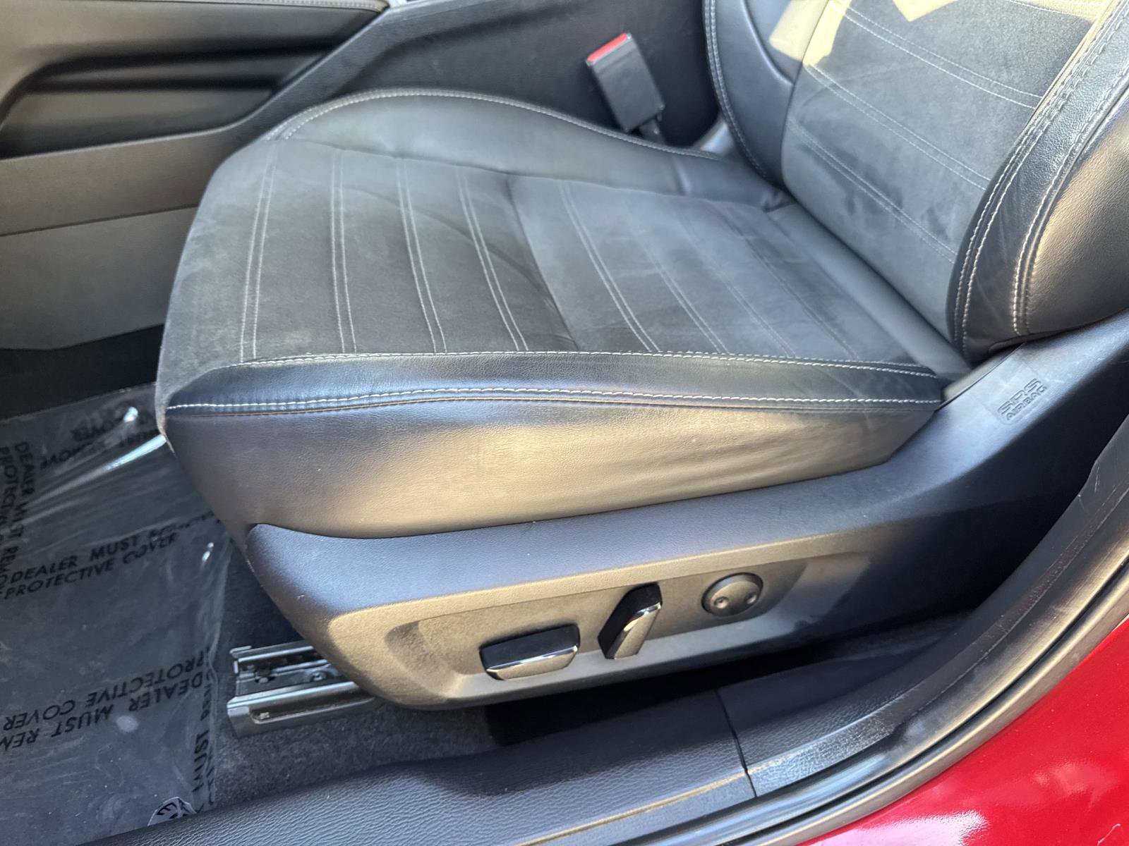 Used 2023 Mitsubishi Outlander SE image 15