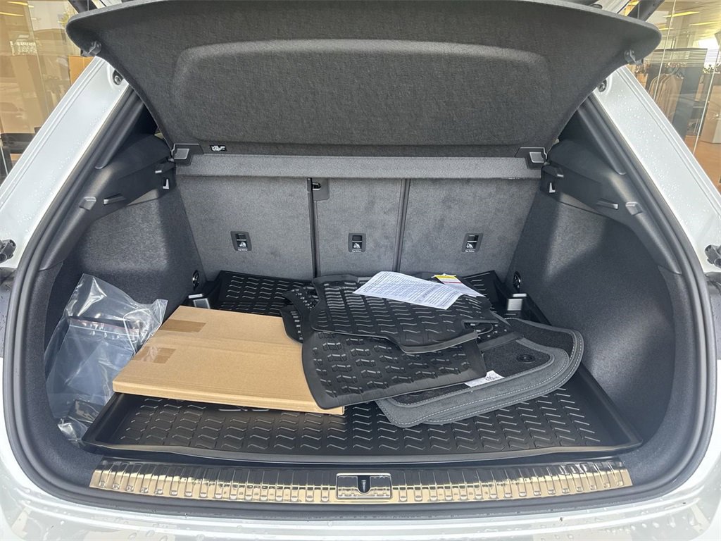 New 2025 Audi Q3 2.0T Premium image 22