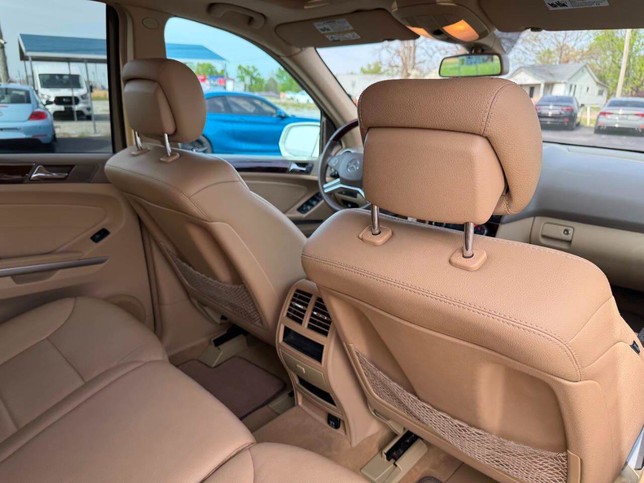 Used 2010 Mercedes-Benz ML 350 2WD image 29