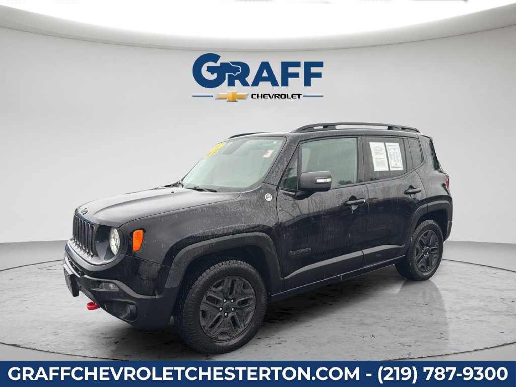 Used 2017 Jeep Renegade Trailhawk AWD/4WD image 2
