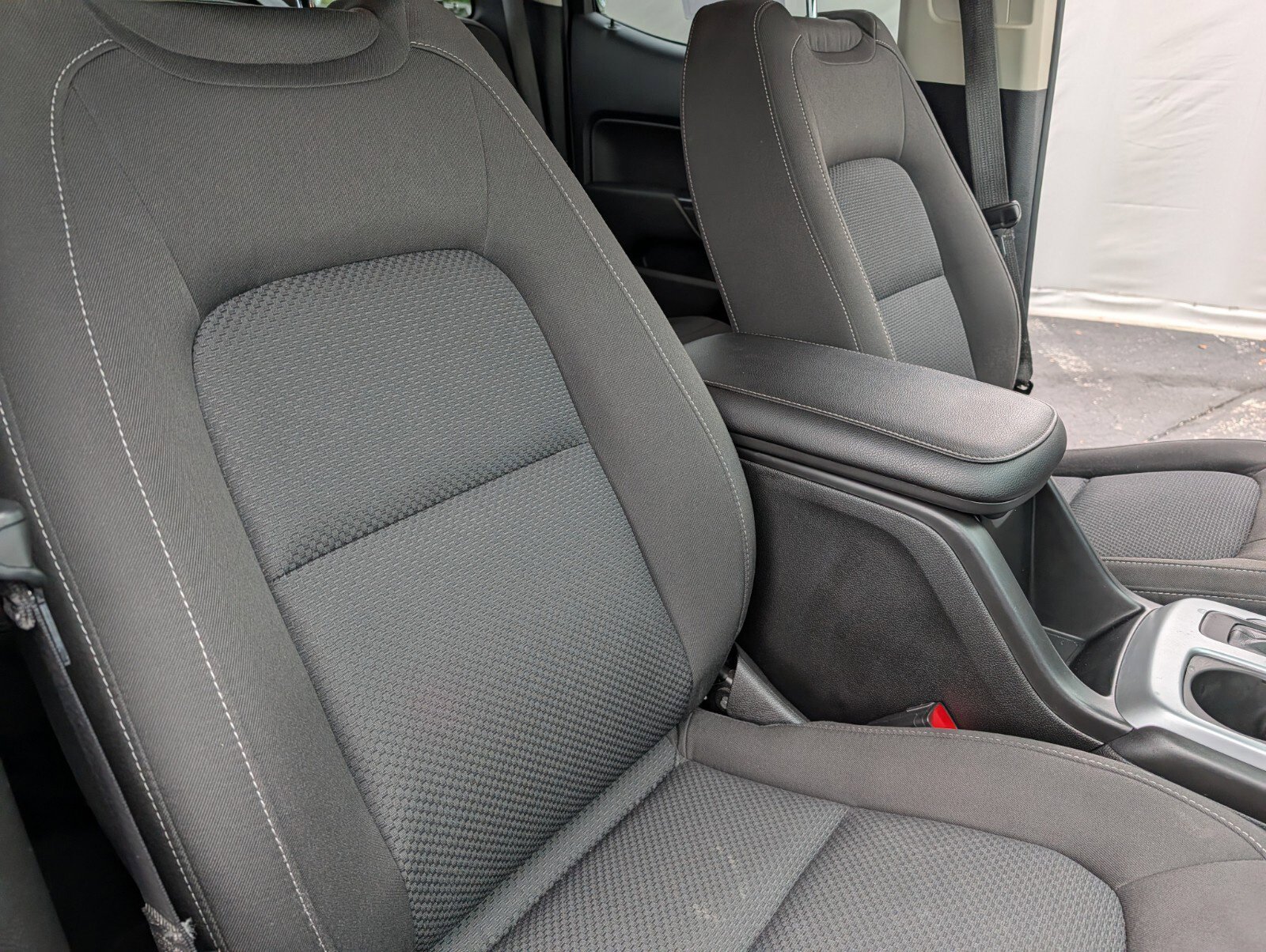 Used 2021 Chevrolet Colorado LT w/ Safety Package AWD/4WD image 25