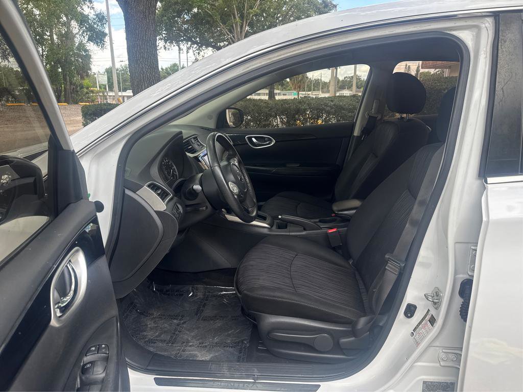 Used 2019 Nissan Sentra SV FWD image 9