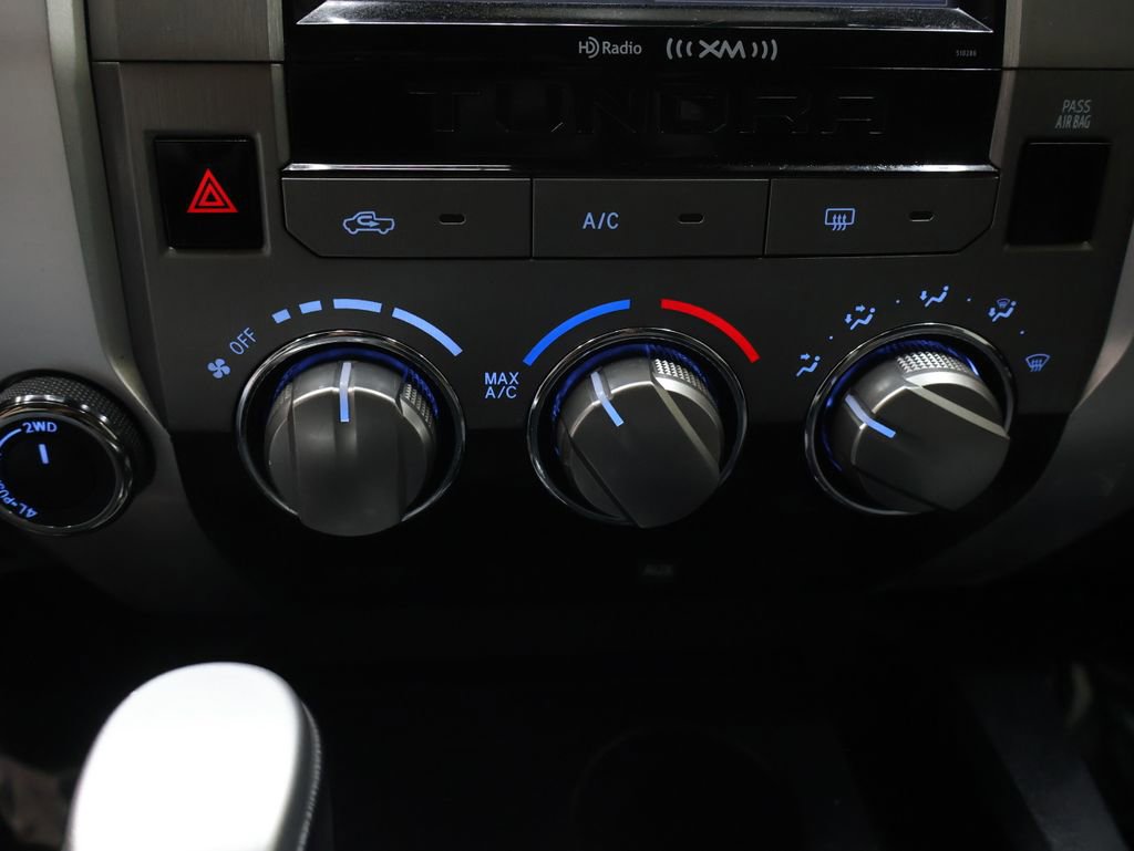 Used 2018 Toyota Tundra SR5 w/ SR5 Upgrade Package AWD/4WD image 23