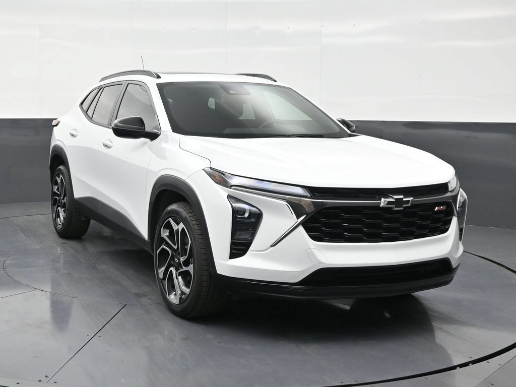 Used 2025 Chevrolet Trax ACTIV w/ Driver Confidence Package FWD image 7