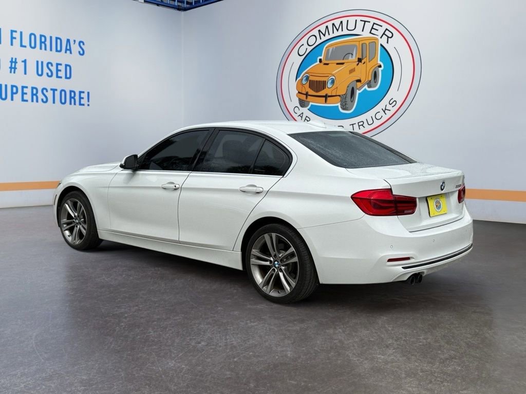 Used 2017 BMW 330i Sedan RWD image 4