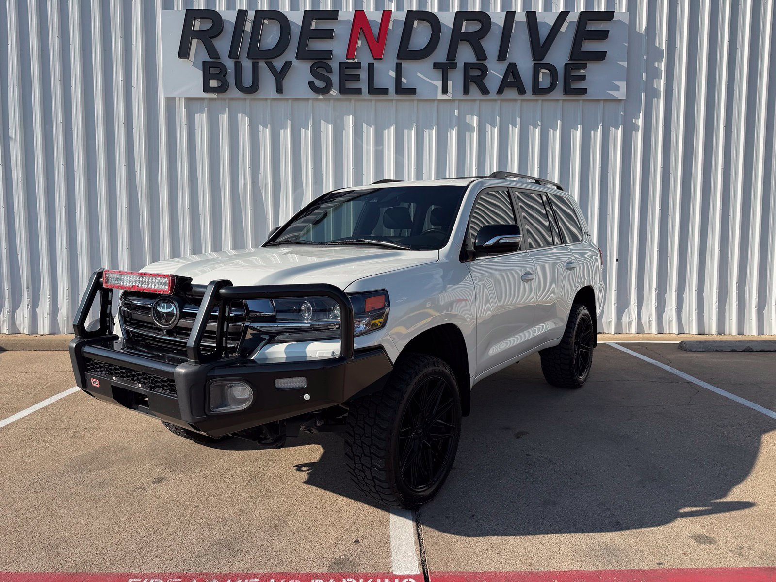Used 2020 Toyota Land Cruiser Heritage Edition AWD/4WD image 1