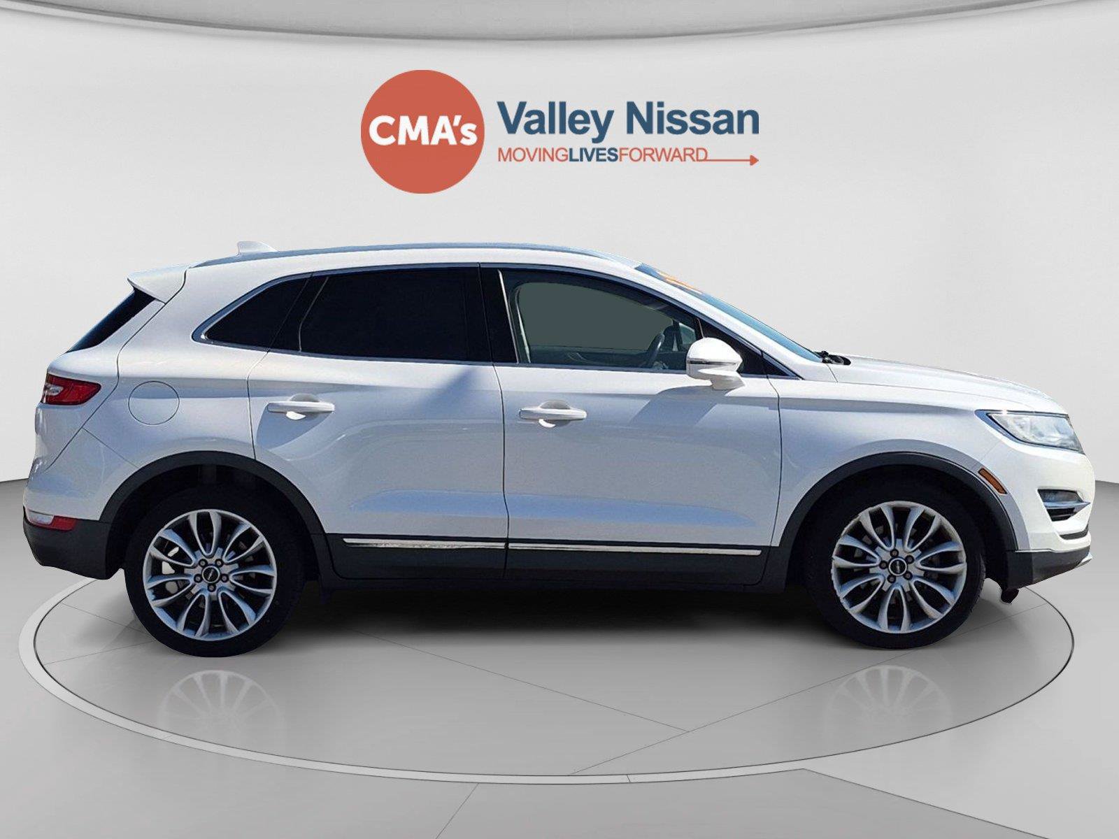 Used 2017 Lincoln MKC Reserve FWD image 6