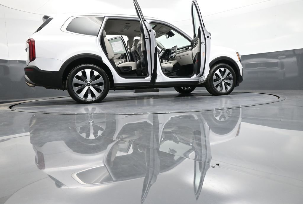 Certified 2022 Kia Telluride EX w/ EX Premium Package image 51
