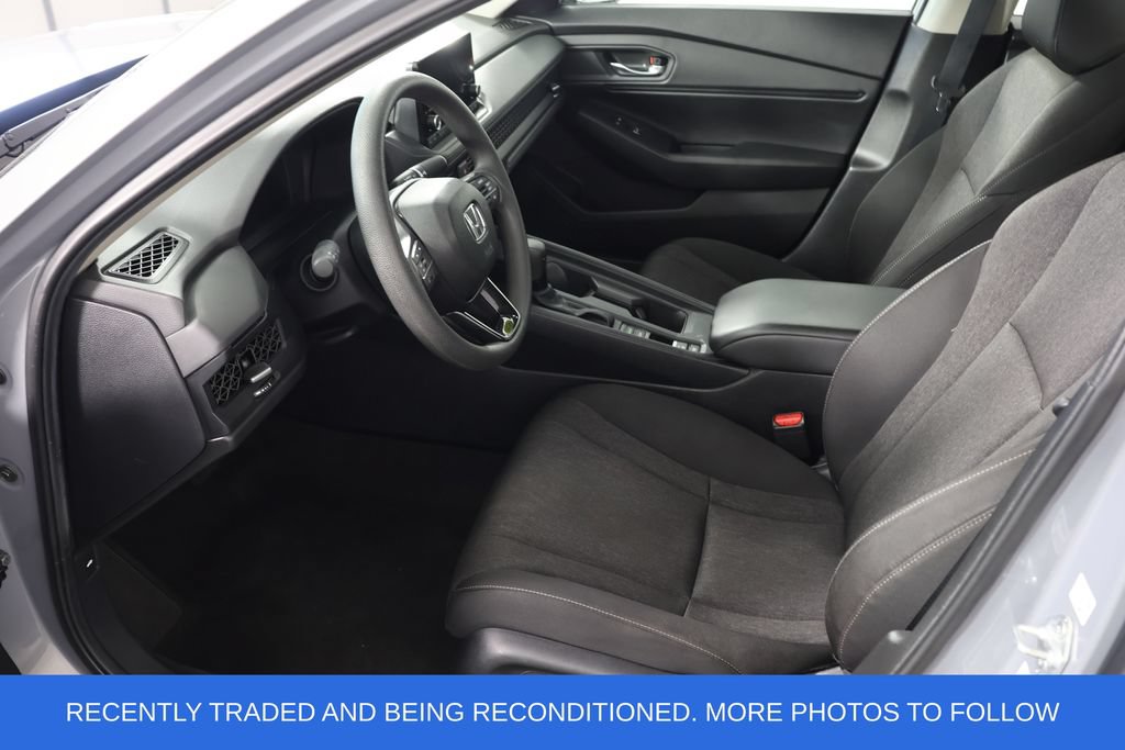 Used 2025 Honda Accord SE image 19