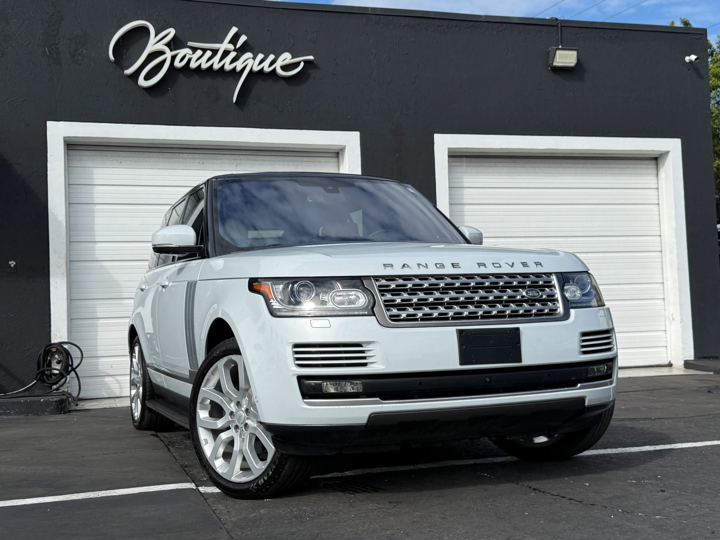 Used 2016 Land Rover Range Rover HSE image 51