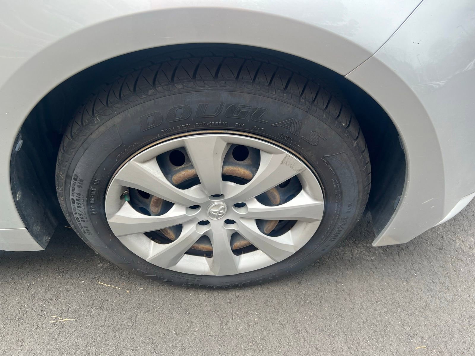 Used 2021 Toyota Corolla LE image 23