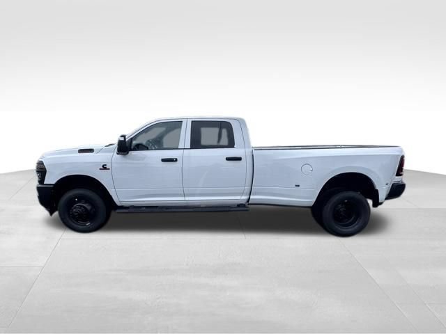 New 2026 RAM 3500 Tradesman AWD/4WD image 3