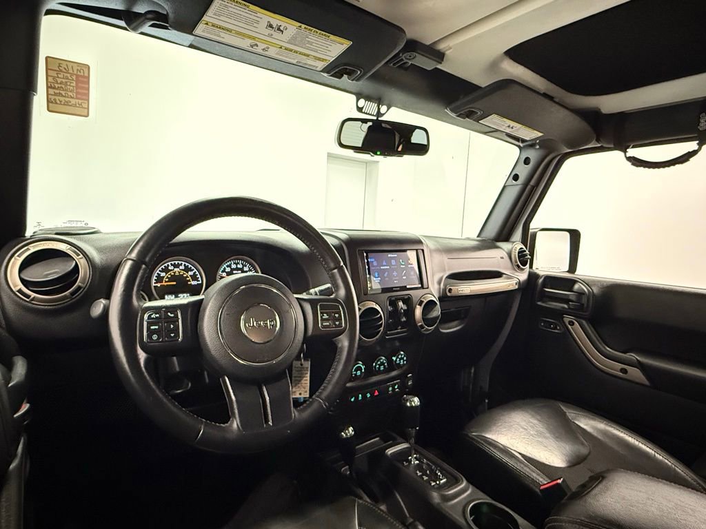 Used 2017 Jeep Wrangler Unlimited Sahara image 21