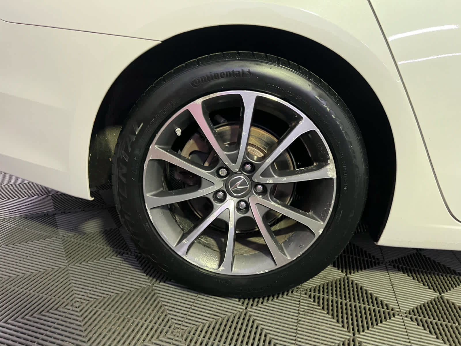Used 2016 Acura TLX w/ Advance Package AWD/4WD image 9