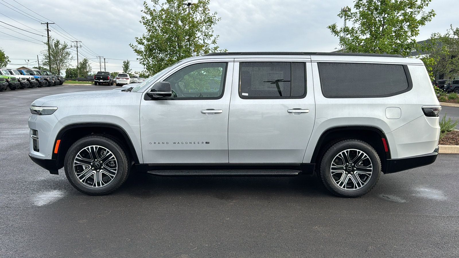 New 2026 Jeep Grand Wagoneer L 4WD image 8