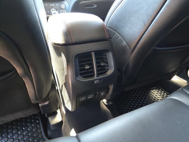 Used 2021 Jeep Cherokee Trailhawk AWD/4WD image 10
