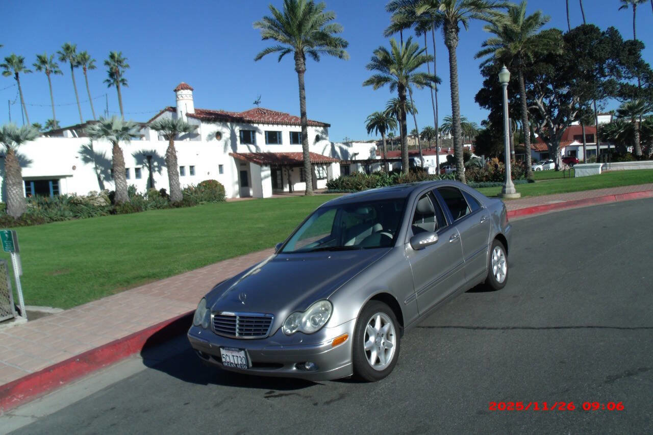 Used 2003 Mercedes-Benz C 320 C 320 4dr Sedan image 3