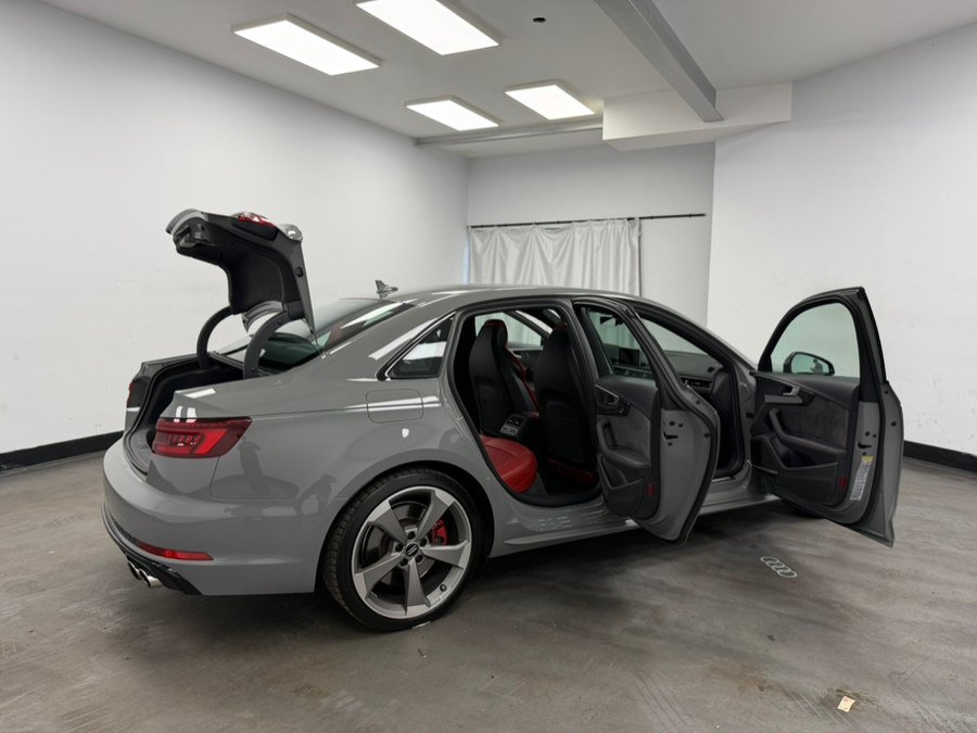Used 2019 Audi S4 Premium Plus w/ Premium Plus Package AWD/4WD image 25