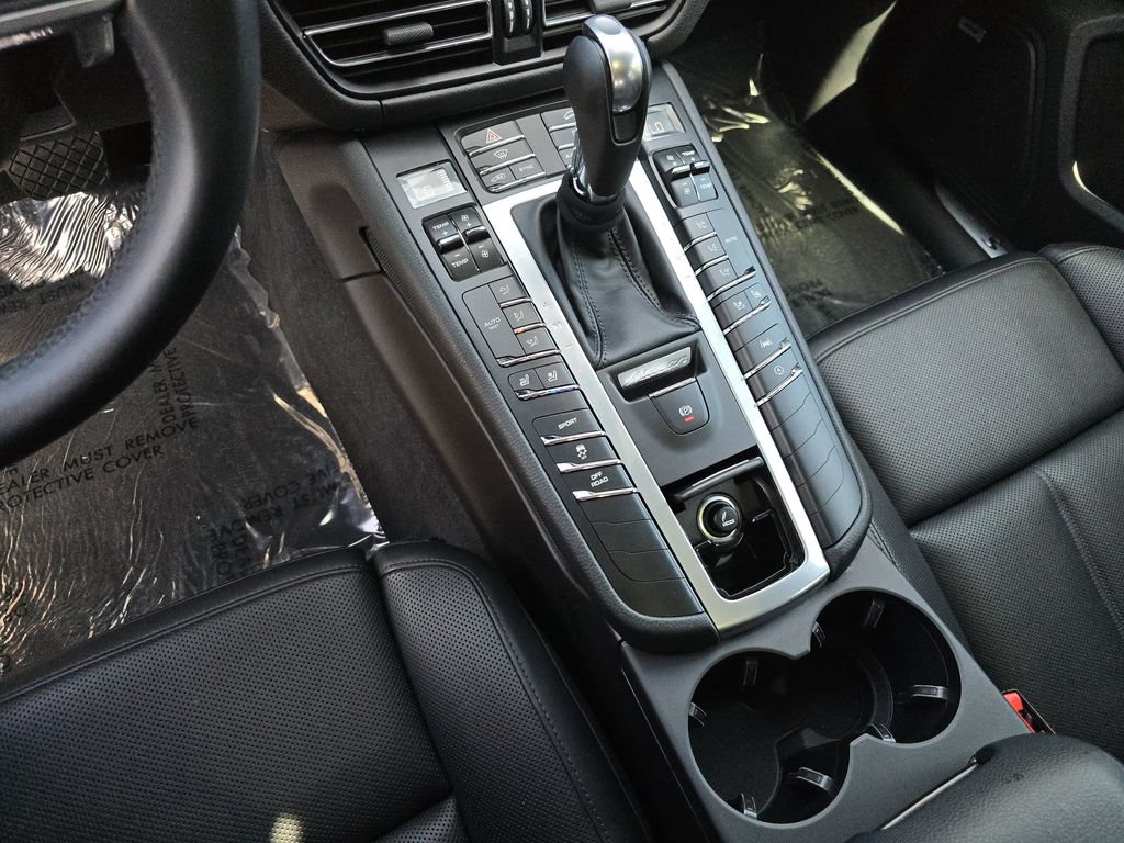 Used 2021 Porsche Macan S AWD/4WD image 31