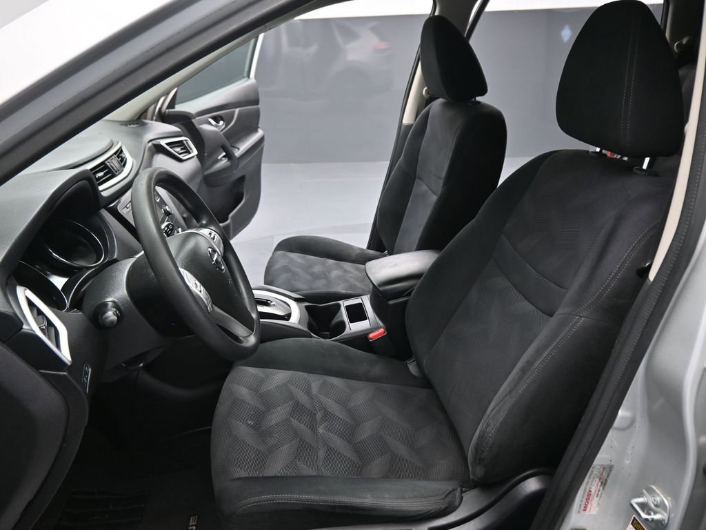 Used 2014 Nissan Rogue S image 9