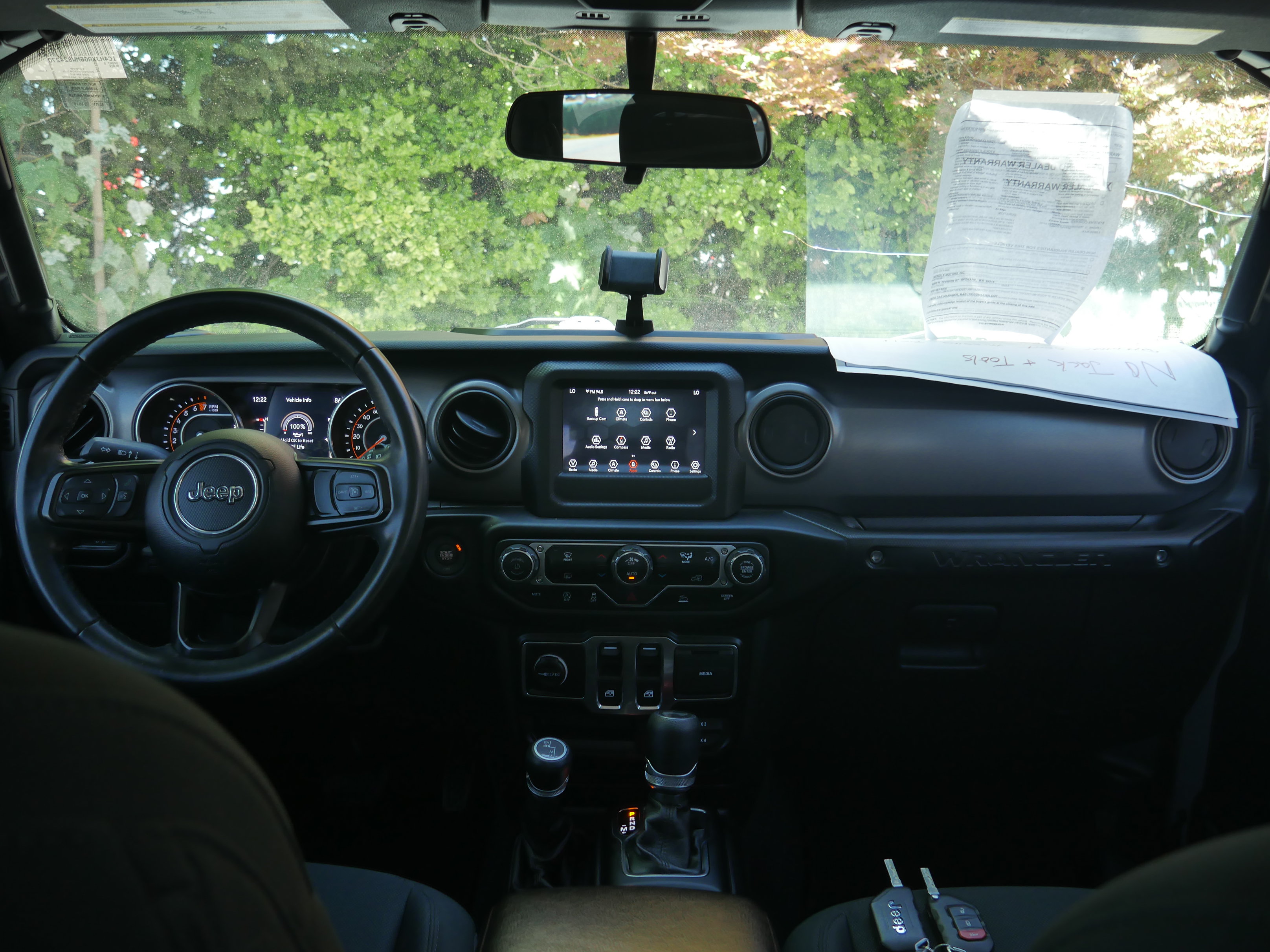 Used 2021 Jeep Wrangler Sport AWD/4WD image 9