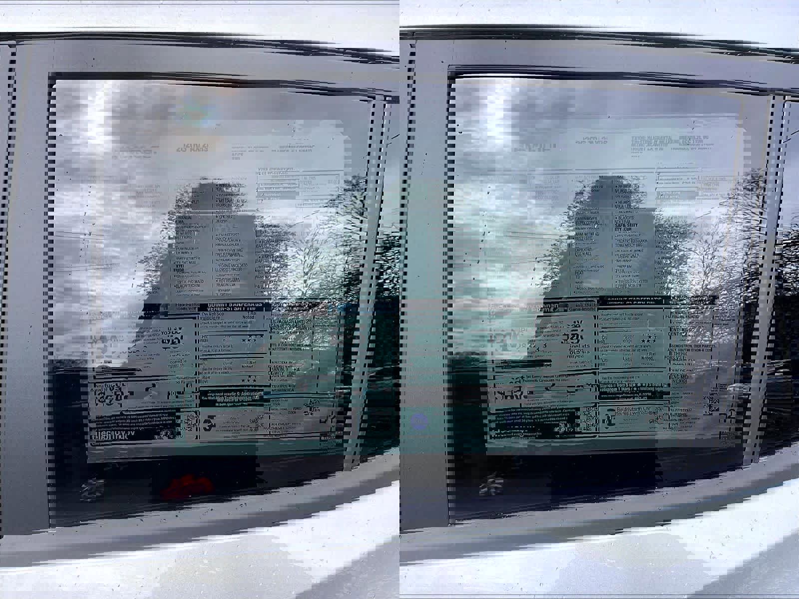 New 2026 Chevrolet Trax RS w/ Sunroof Package FWD image 17