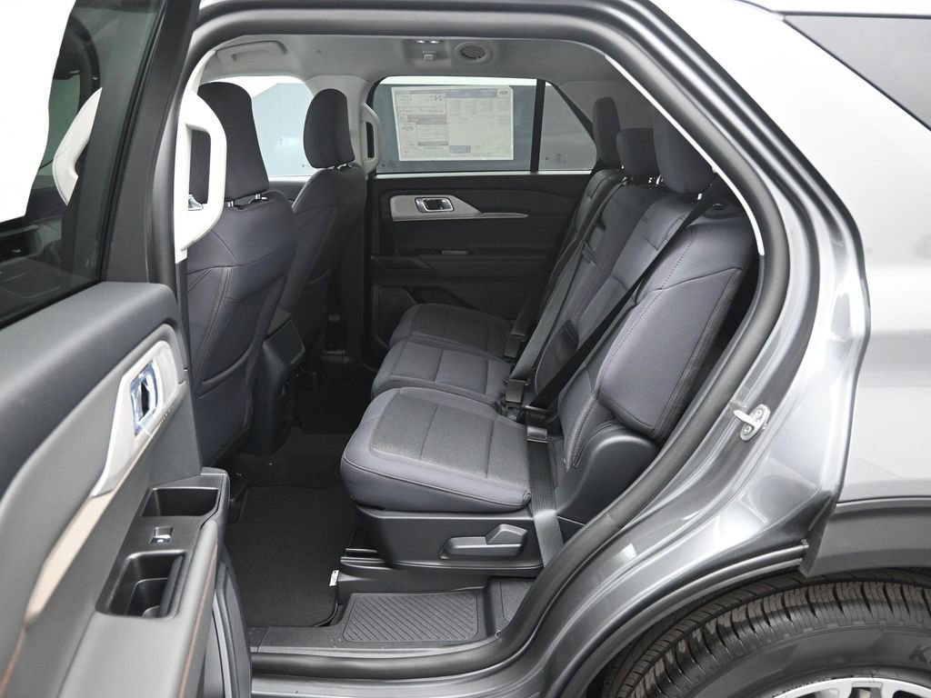 New 2026 Ford Explorer Active image 17
