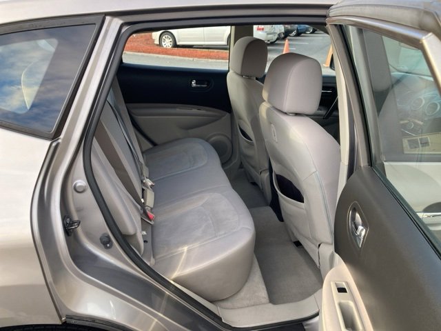 Used 2011 Nissan Rogue S image 27