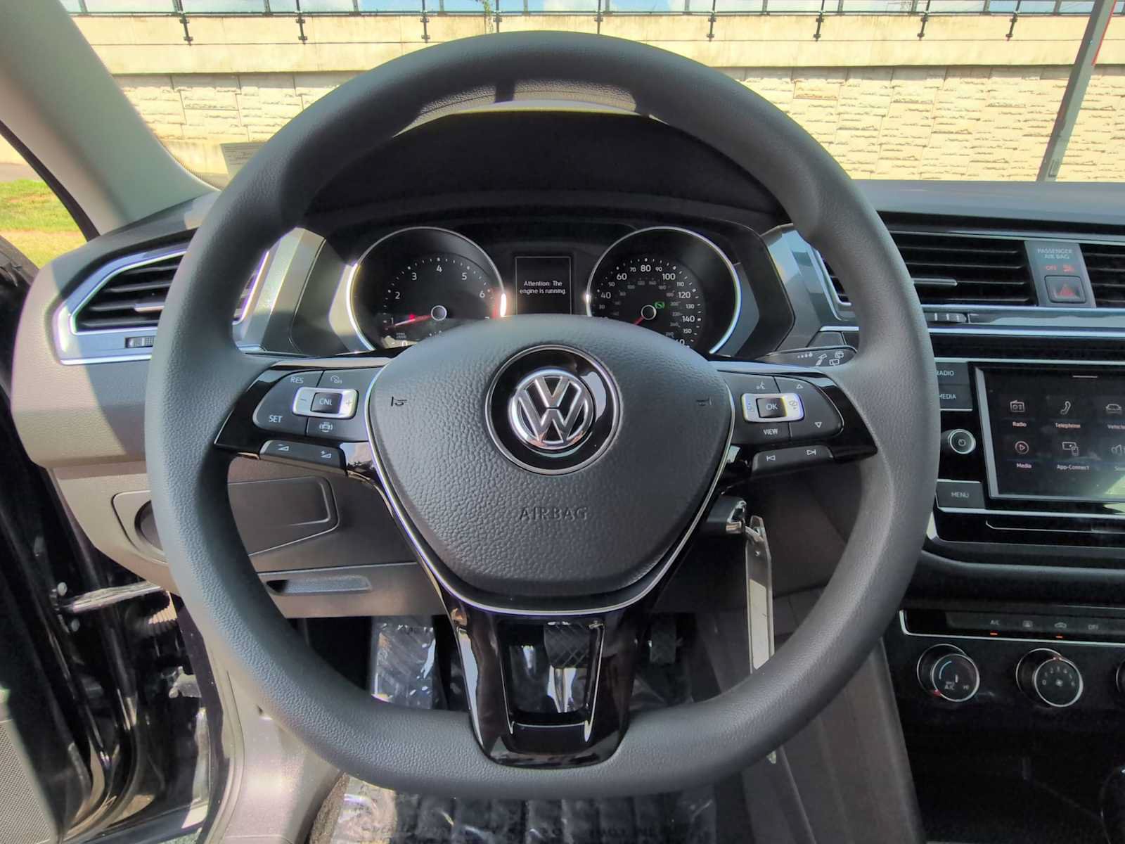 Used 2021 Volkswagen Tiguan S FWD image 23