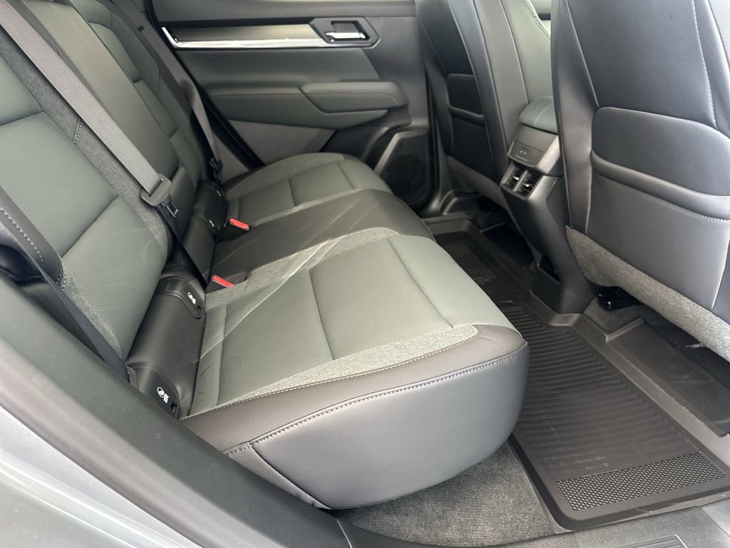 New 2026 GMC Terrain AT4 w/ Technology Package II AWD/4WD image 35