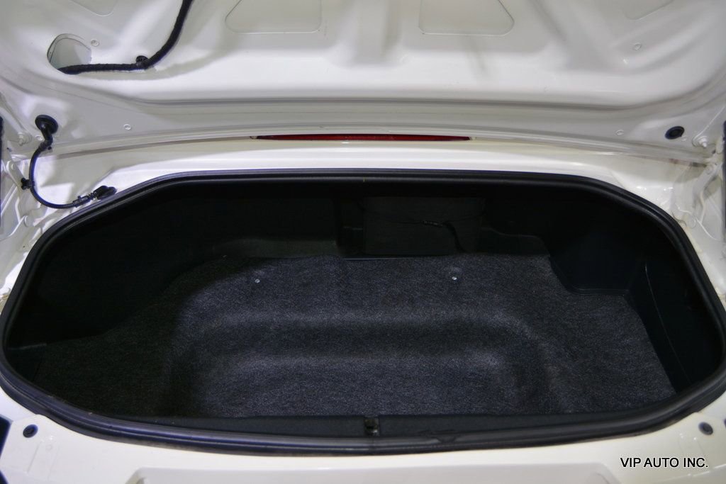 Used 2006 MAZDA MX-5 Miata Grand Touring image 22