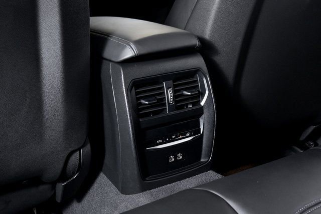 Used 2024 BMW M3 Competition w/ Executive Package image 26