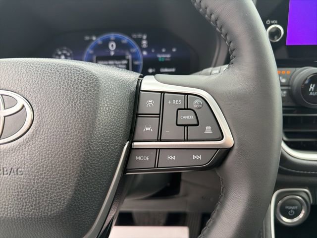 Certified 2024 Toyota Grand Highlander Limited image 26