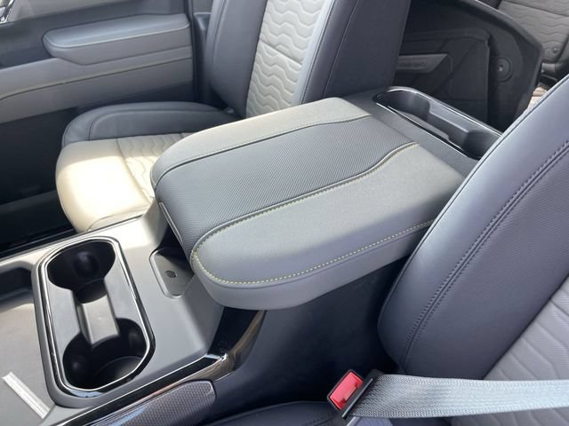 New 2026 Chevrolet Silverado 2500 ZR2 w/ LPO, Dark Essentials Package AWD/4WD image 20