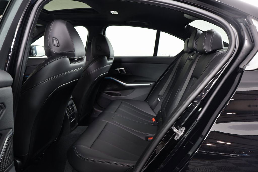Certified 2025 BMW 330i Sedan w/ Convenience Package image 11