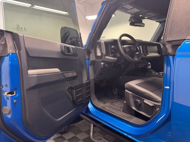 Used 2022 Ford Bronco 4-Door AWD/4WD image 11