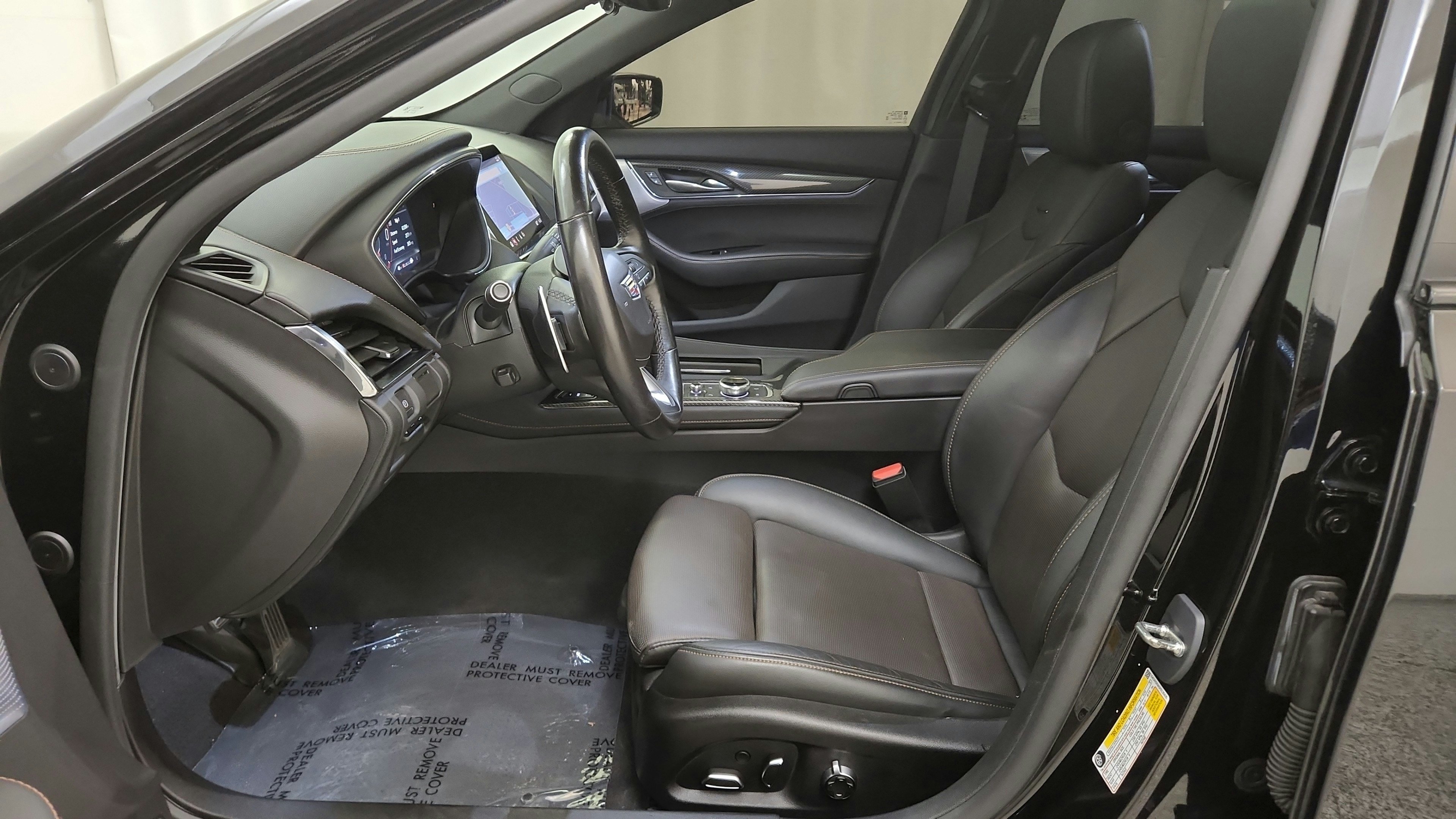 Used 2023 Cadillac CT5 V w/ Premium Package RWD image 18