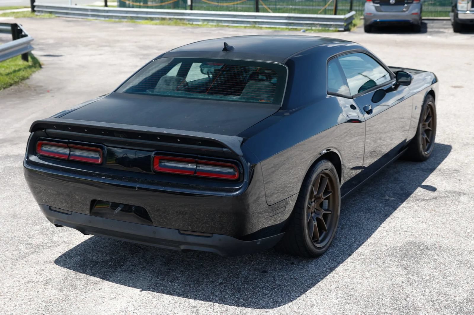 Used 2017 Dodge Challenger R/T Scat Pack RWD image 6