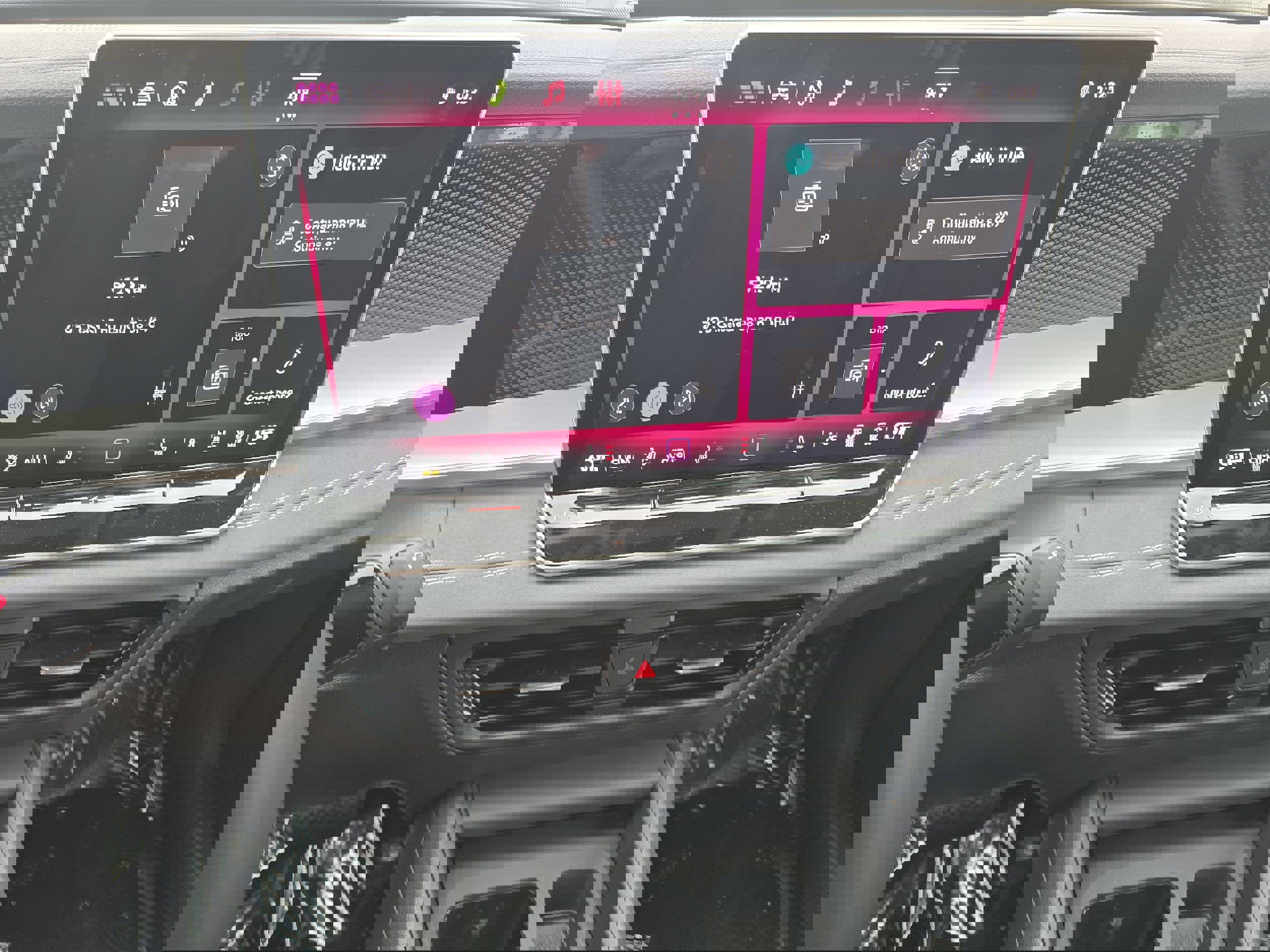 New 2026 Volkswagen Tiguan SE image 16