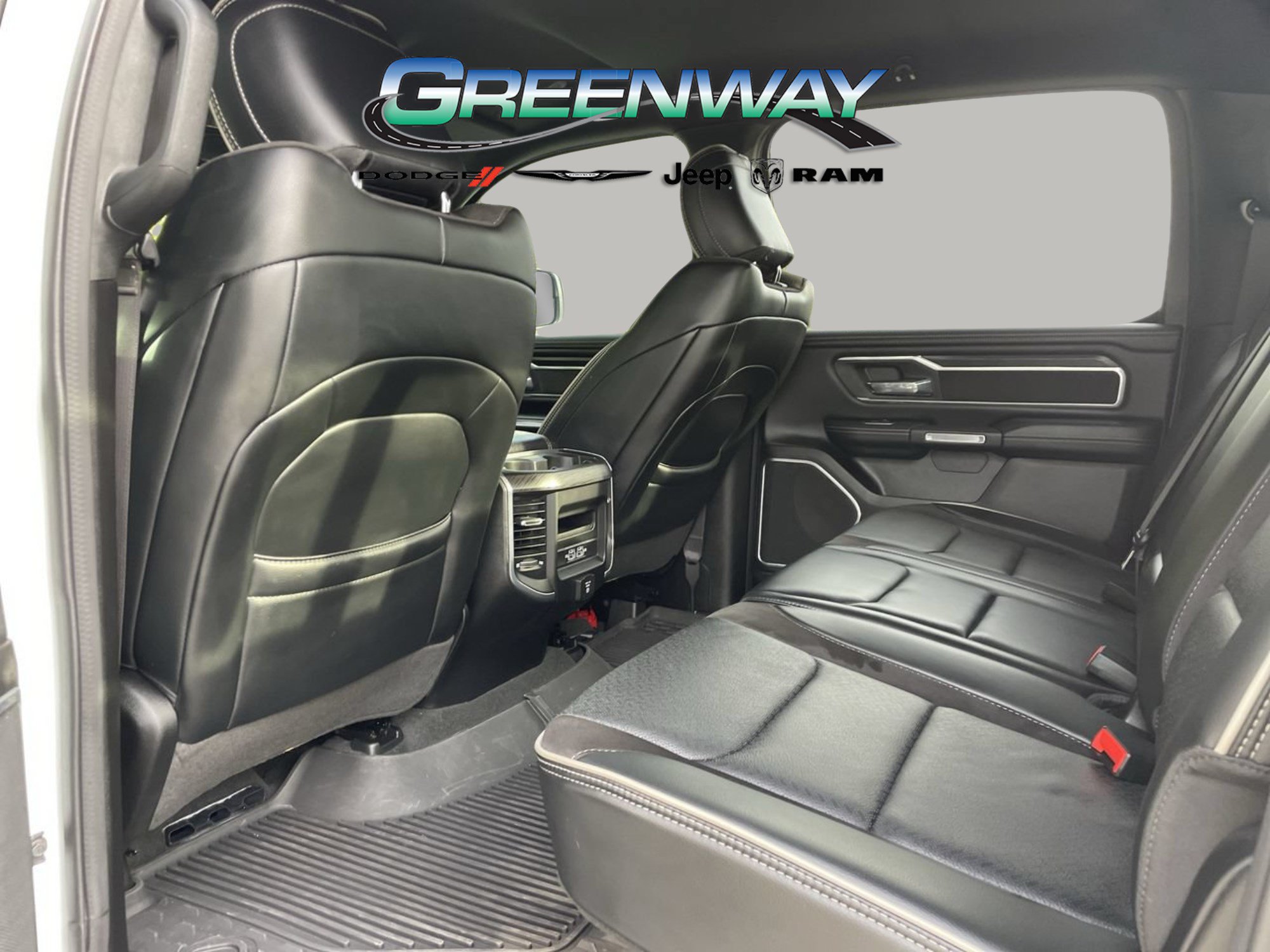 Used 2023 RAM 1500 Laramie AWD/4WD image 13