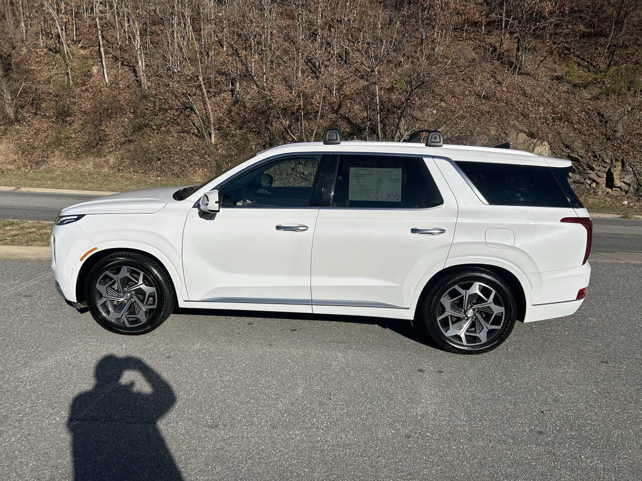 Used 2021 Hyundai Palisade Calligraphy image 4