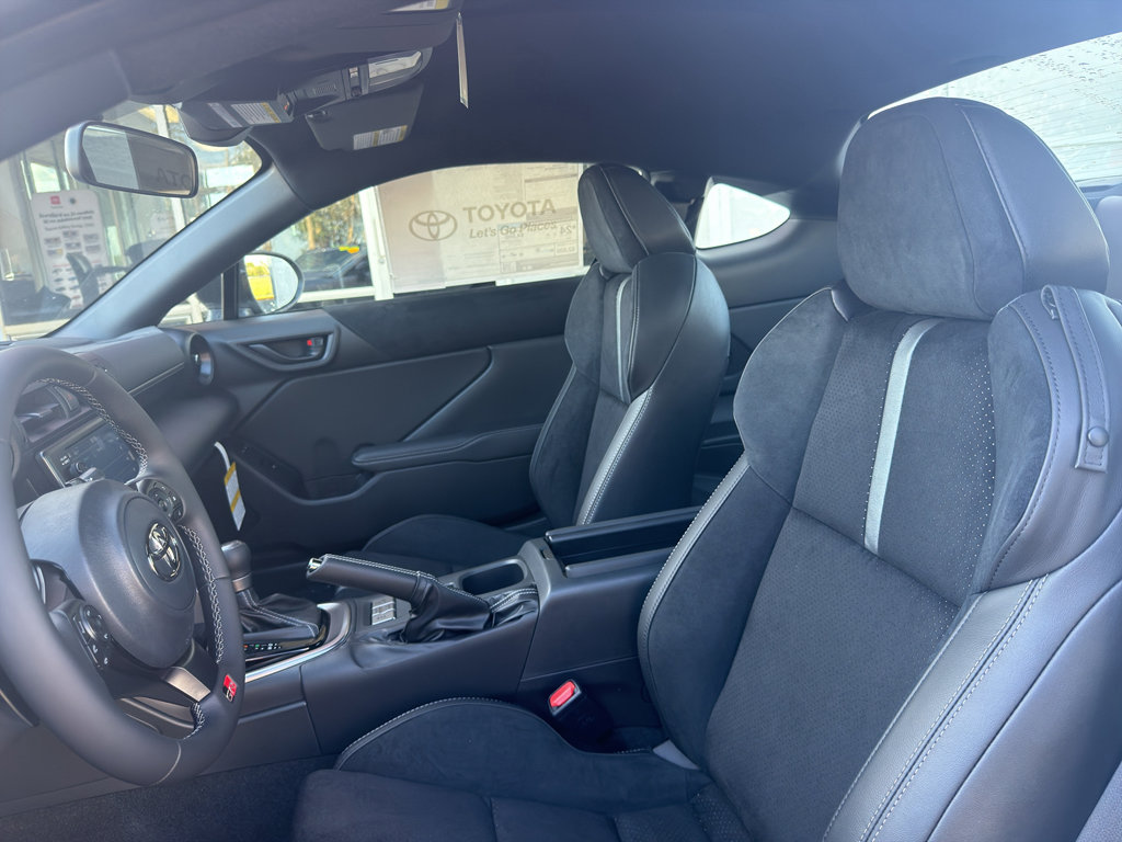 New 2026 Toyota GR86 Premium w/ Performance Package RWD image 13