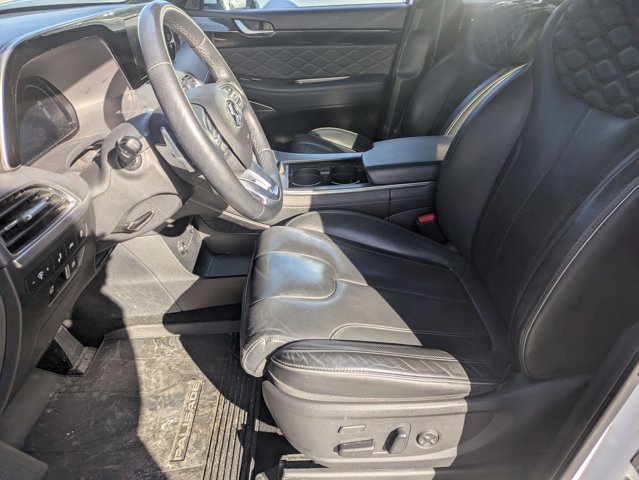 Used 2022 Hyundai Palisade Calligraphy w/ Winter Package image 16