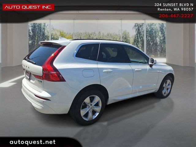 Used 2022 Volvo XC60 B5 Momentum AWD/4WD image 5