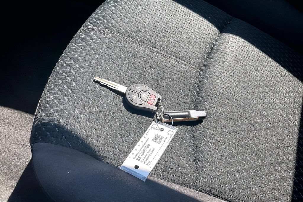 Used 2014 Nissan Sentra SR FWD image 14