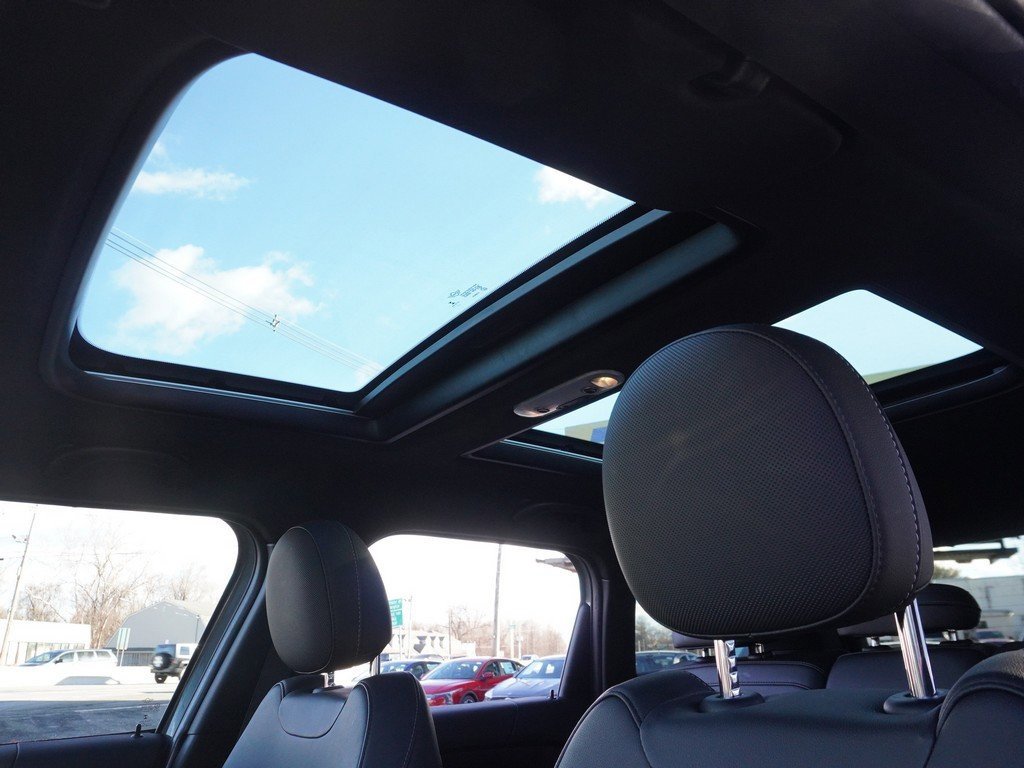 Used 2022 MINI Cooper Countryman S w/ Premium Package image 20