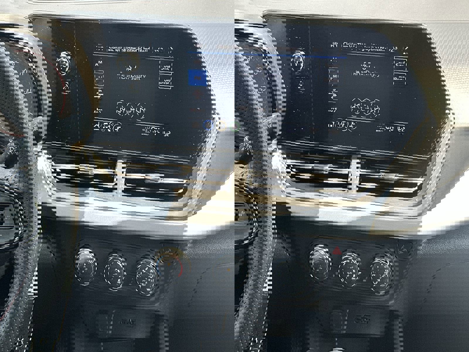 Used 2025 Chevrolet Trax RS w/ Driver Confidence Package image 25