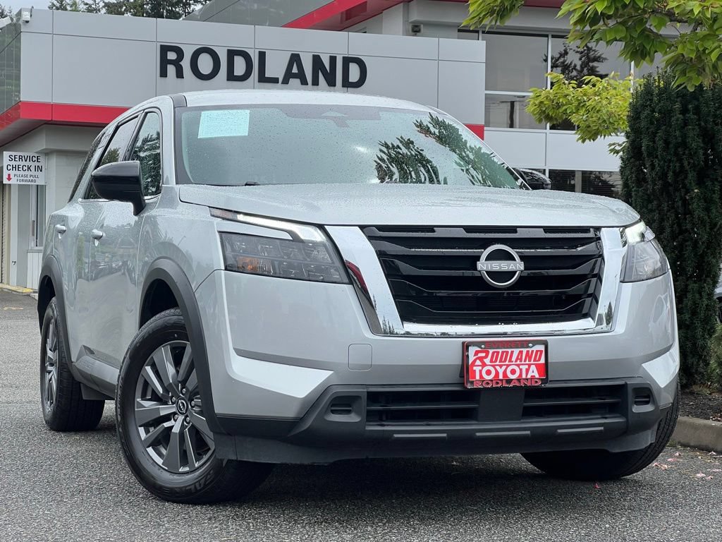 Used 2024 Nissan Pathfinder S