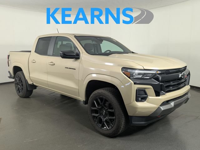 Used 2024 Chevrolet Colorado Z71 w/ LPO, Dark Essentials Package